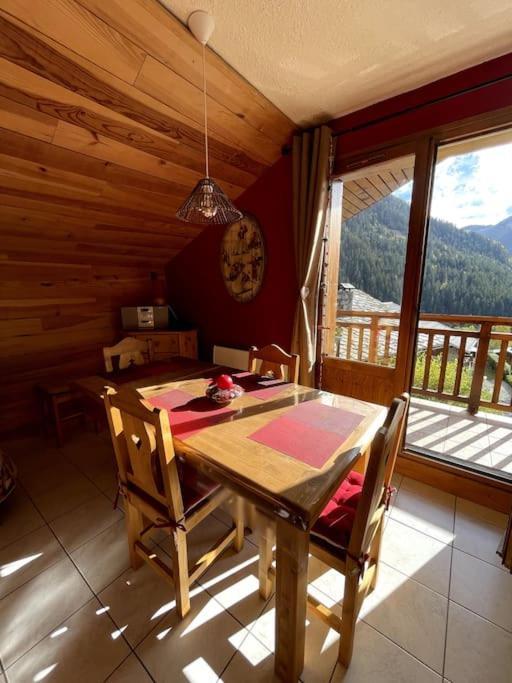 T3 Champagny-En-Vanoise Avec Terrasse Plein Sud La Plagne Buitenkant foto